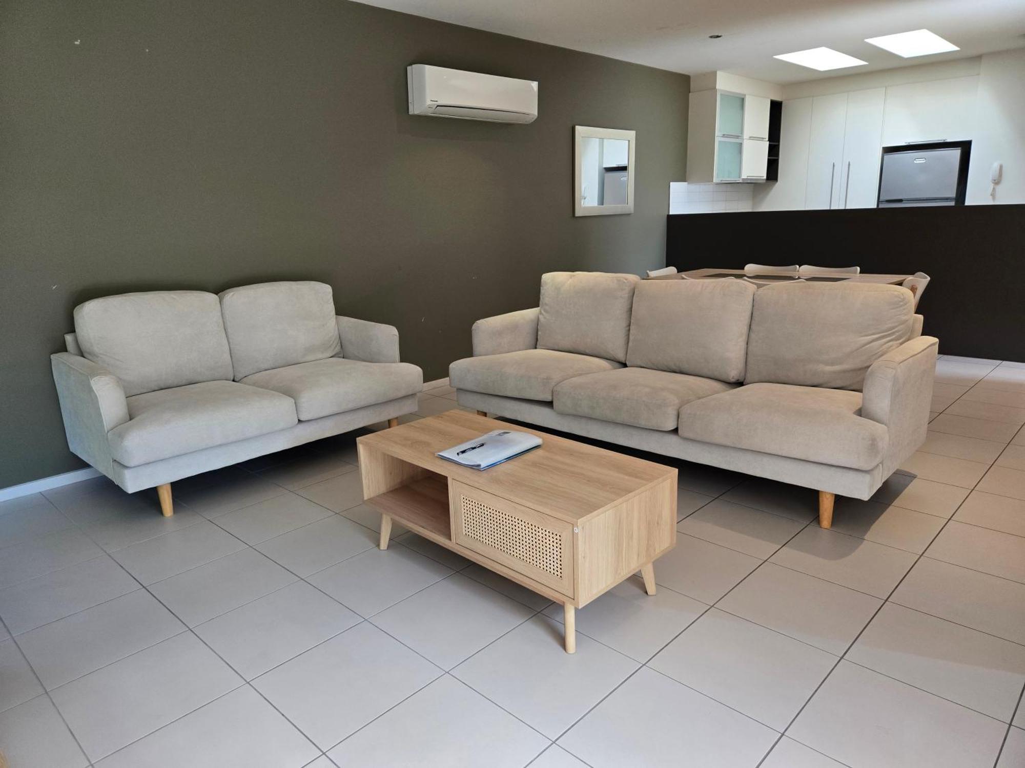 Вілла Quarterdecks Retreat Urangan Екстер'єр фото