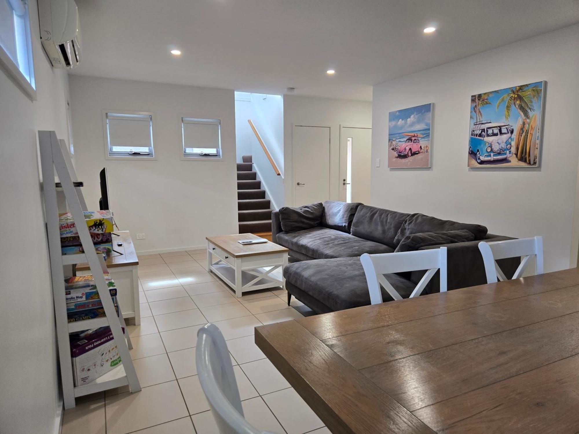 Вілла Quarterdecks Retreat Urangan Екстер'єр фото