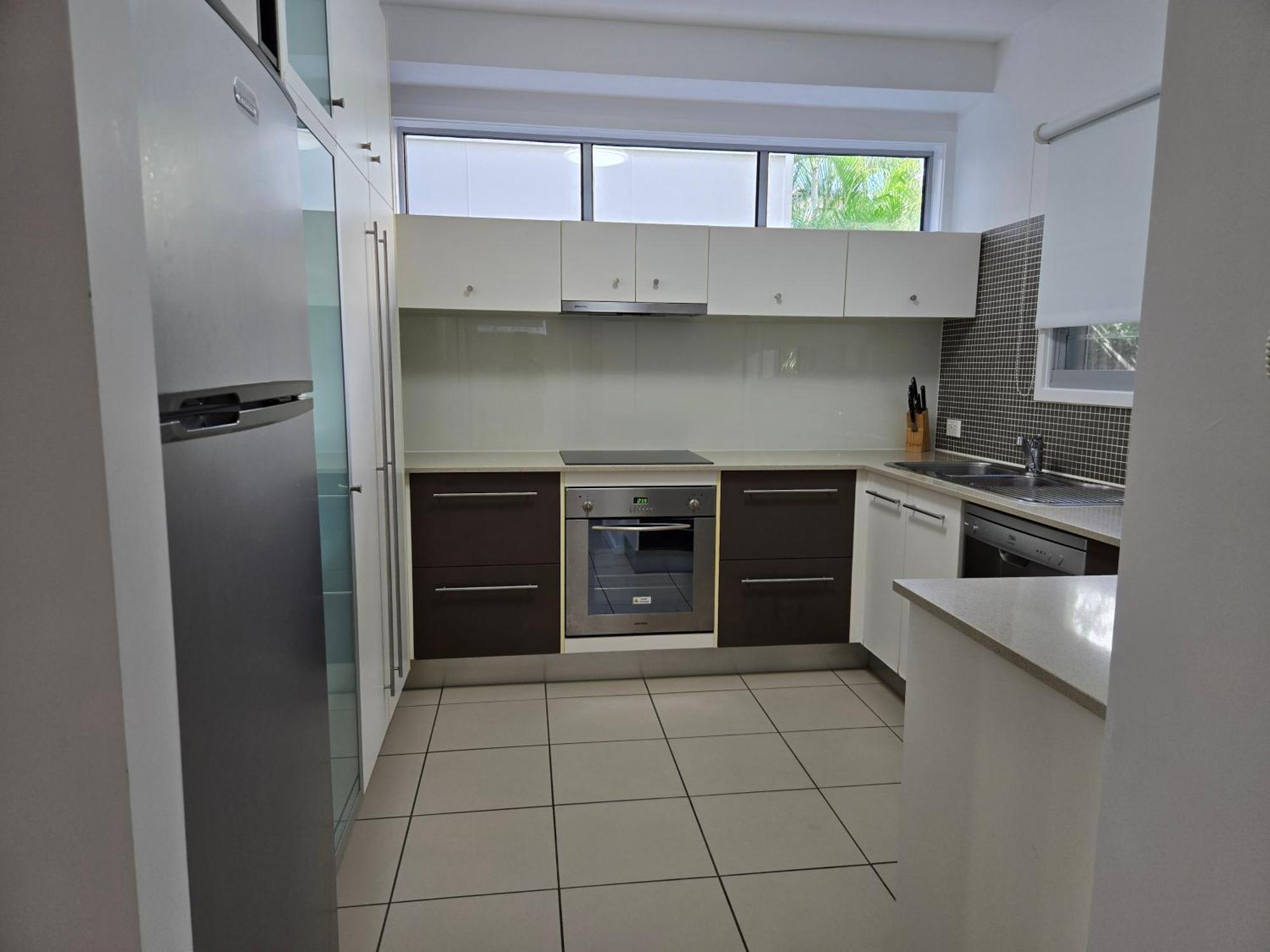 Вілла Quarterdecks Retreat Urangan Екстер'єр фото